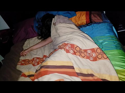 ❤️ Stepson ap reprimande jenn bèlmè li pandan l ap dòmi. ☑ Pornografi Larisi nan nou ❌️